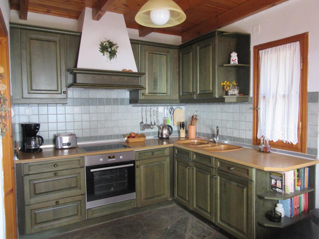 Manolis' House Villa Ajía Paraszkeví Kültér fotó
