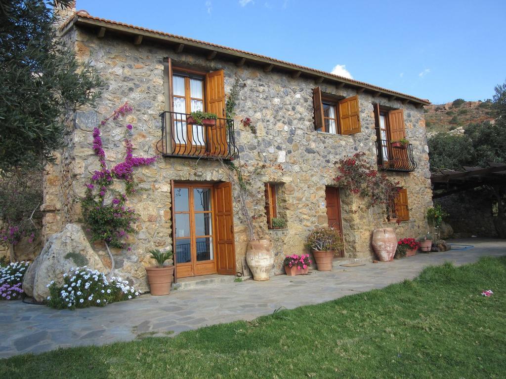 Manolis' House Villa Ajía Paraszkeví Kültér fotó